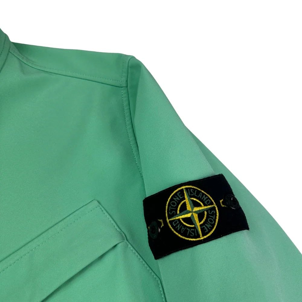 CHAQUETA LIGHT SOFT SHELL - TECNOLOGÍA DE TEÑIDO ELECTRÓNICO STONE ISLAND - talla S