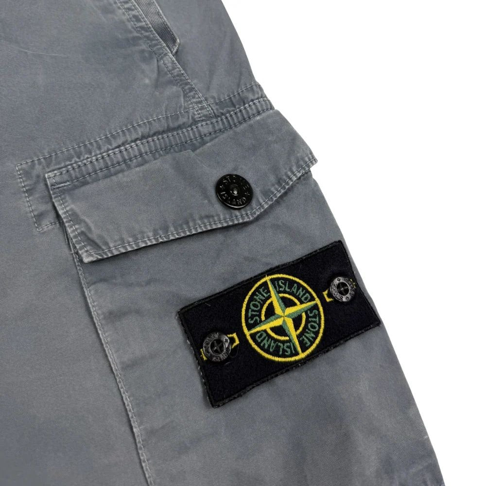 PANTALÓN CARGO CORTO STONE ISLAND - talla W/31